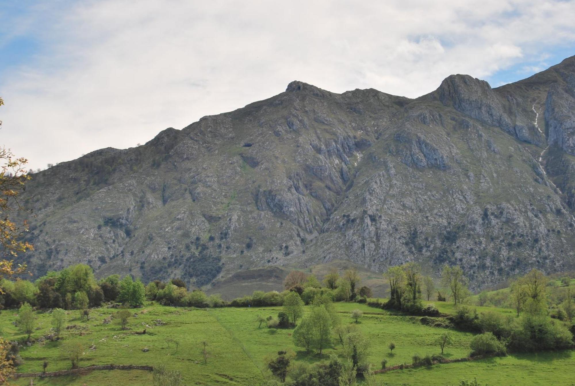Apartmán Mirador De Urriellu Poo  Exteriér fotografie